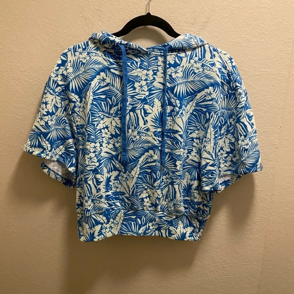 Ivory Ella Andrea Tropical Hawaiian Cropped Hoodie